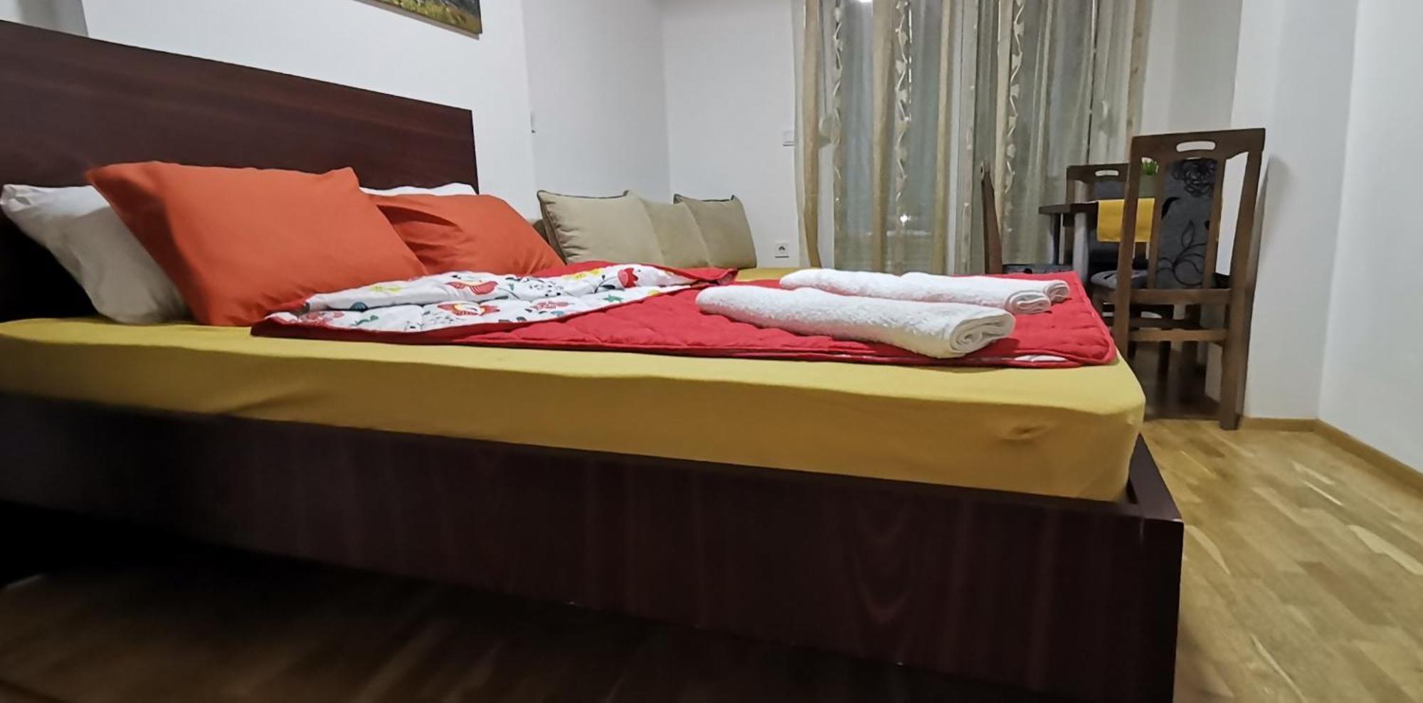 Center Apartment Delfina Охрид Екстериор снимка